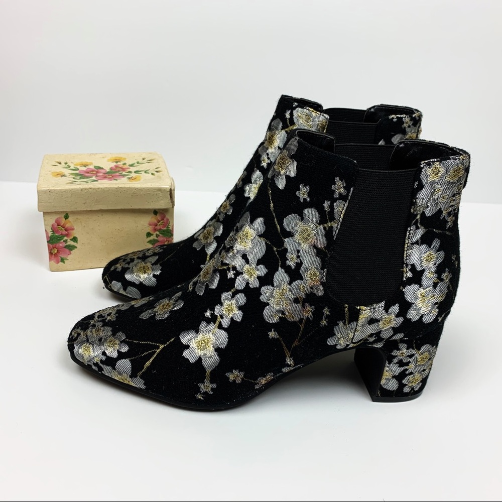 Anne Klein Womens GORGIA  Floral Ankle Booties